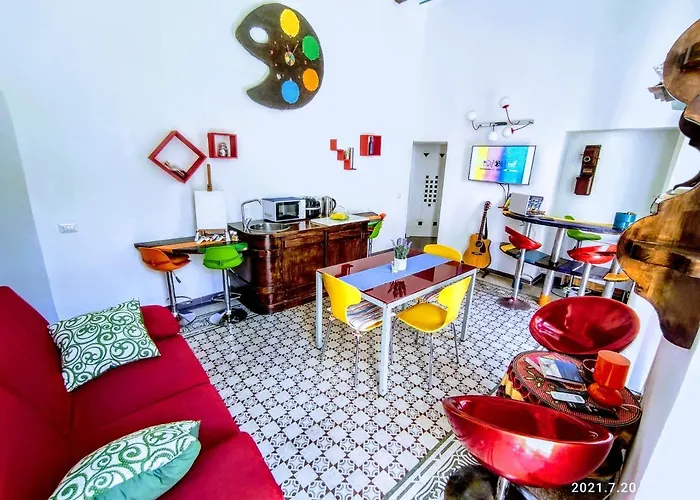 Naif Bed & Breakfast 4*