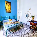 Naif Naples