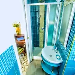 Naif 4* Naples