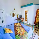 Naif 4* Naples