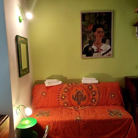 Couette-café Naif 4*