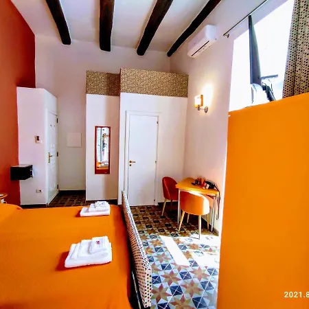 Naif Frühstückspension Neapel